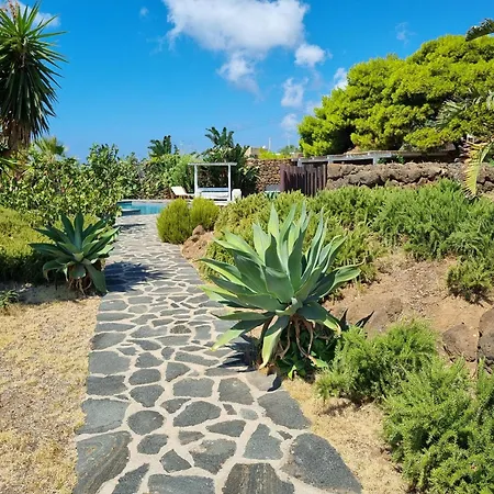 מלון דירות Scauribasso14 4*