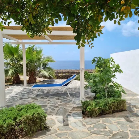 Scauribasso14 Scauri (Sicily)