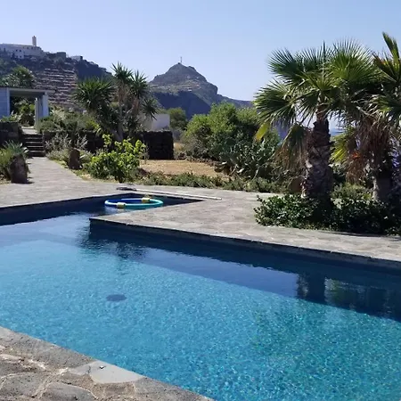 Scauribasso14 4* Scauri (Sicily)