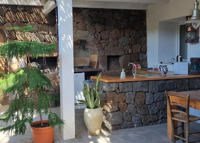 Scauribasso14 4* Scauri (Sicily)